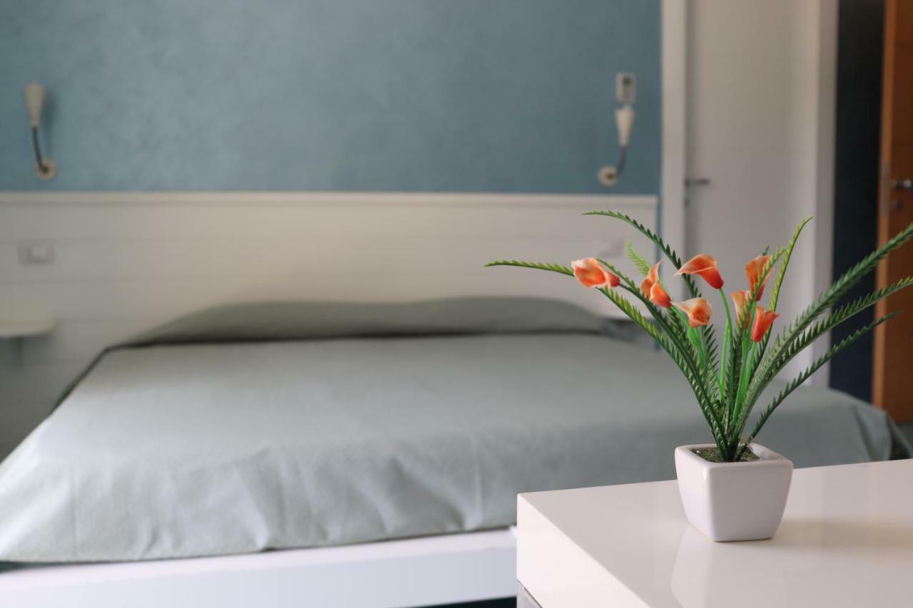 Bed and Breakfast Rock Garden Гаэта Экстерьер фото